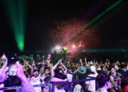17.518 Wisatawan Nikmati Malam Pergantian Tahun Bersama Mandiri Festival Mandalika Seru di Kuta Beach Park Mandalika