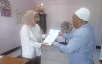 Warga lingkungan prigi Datangi Kantor Lurah Minta Pemekaran