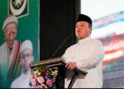 Menteri Nusron Wahid Sampaikan Salam Presiden Pada Perayaan Hadi NW ke 72 