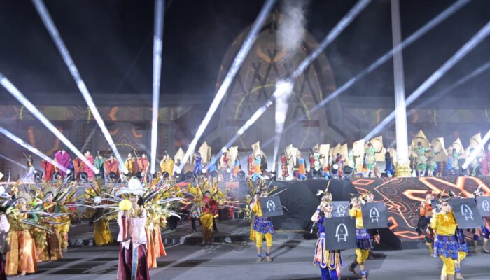 Terpukau Pembukaan Fornas NTB, Tari Kolosal Diundang ke Istana Hadiri HUT RI 80 