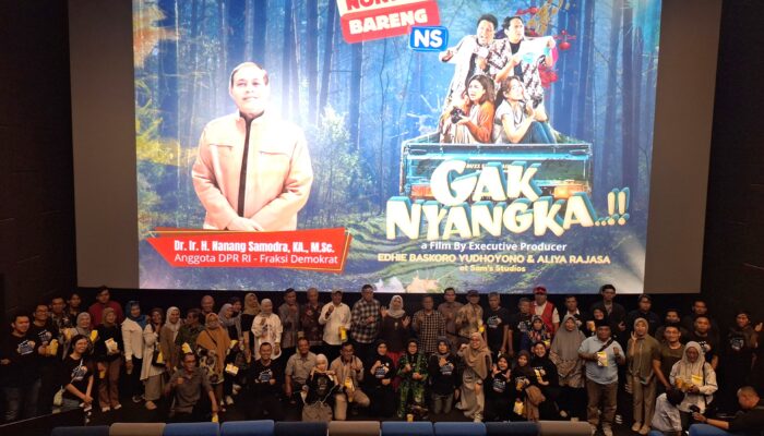 Dr. H. Nanang Samodra Nobar Film Gak Nyangka Kenang Masa Muda dan Inspirasi Bagi Gen Z 