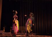 Dende Tamari, Seruan Teater untuk Kebenaran dan Keberanian Perempuan