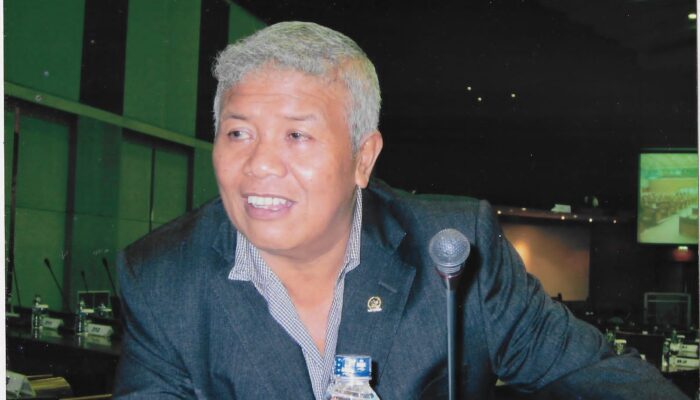 Merintih Dari Tanah: Catatan H Rachmat Hidayat Tentang Pangan, Rakyat, Dan Masa Depan