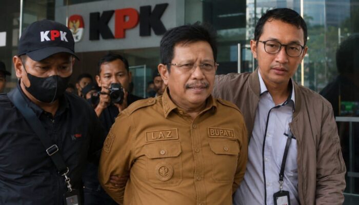 KPK Tetapkan Bupati LAZ Jadi Tersangka Korupsi Begini Kronologinya